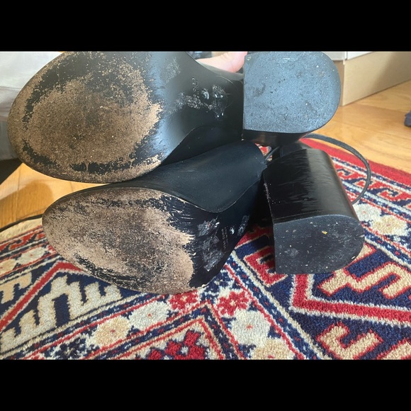 Kenneth Cole wrap around heels - Picture 3 of 4